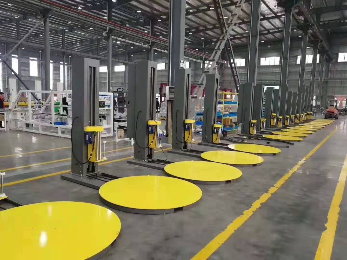 纏繞機(jī)機(jī)車(chē)間